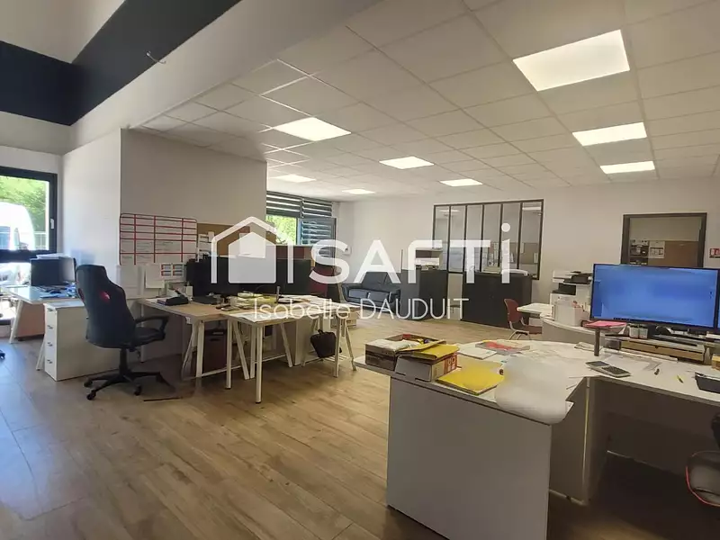 Divers, 1 160 m²