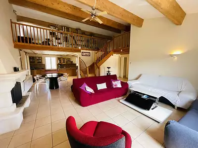 Maison, 169 m²