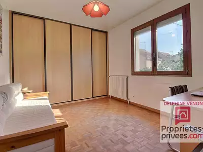 Maison, 166 m²