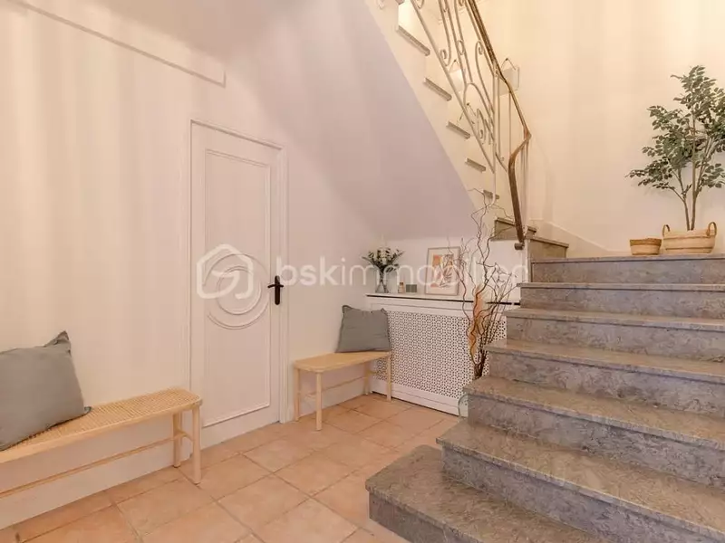 Maison, 270 m²