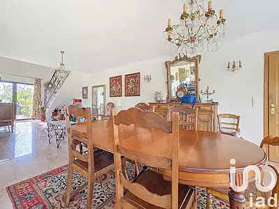 Maison, 204 m²