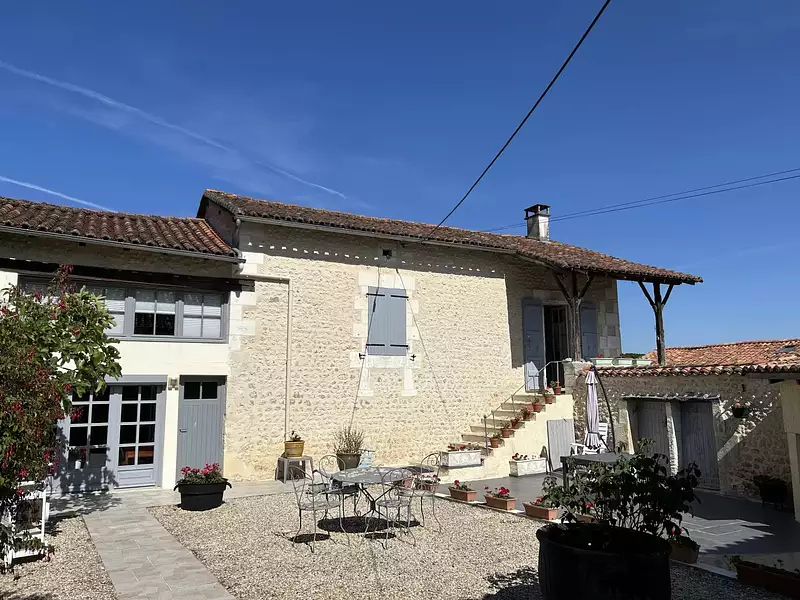 Maison, 146 m²