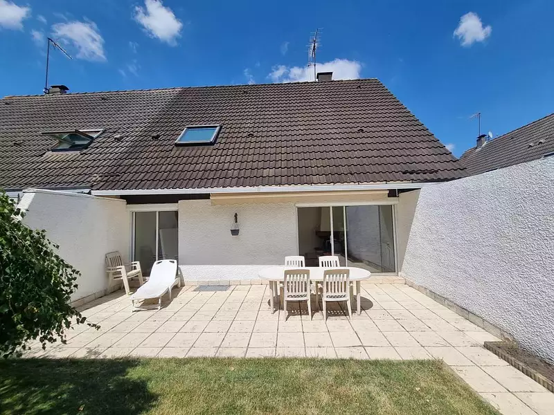 Maison, 93 m²