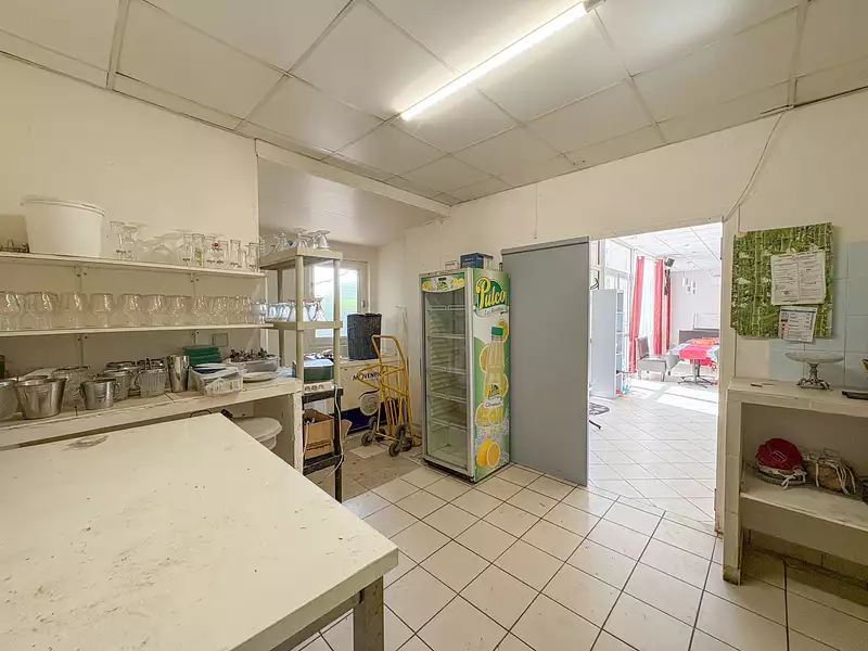 Divers, 650 m²