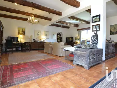Maison, 274 m²