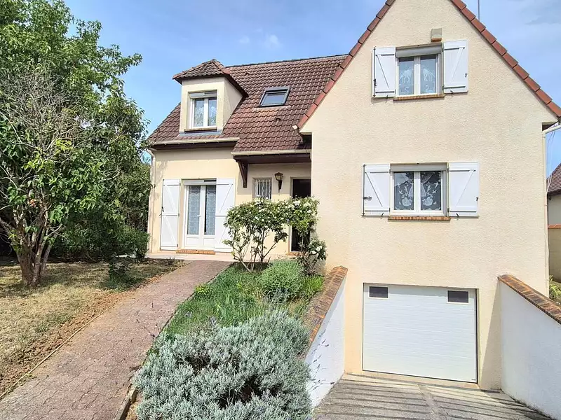 Maison, 123 m²