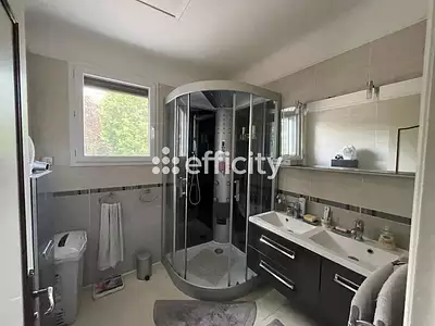 Maison, 160 m²