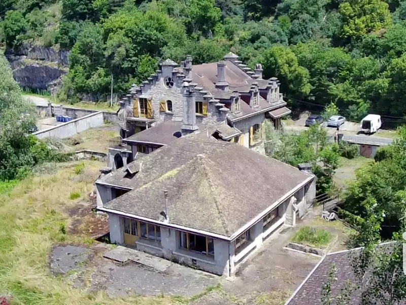 Maison, 780 m²