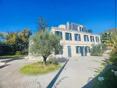 Maison, 280 m²