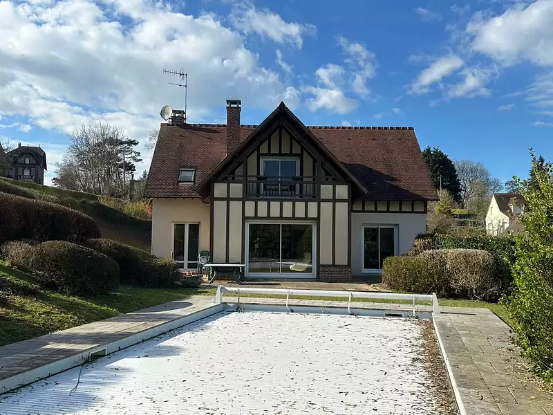 Maison, 190 m²