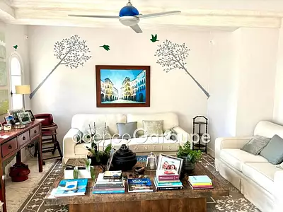Maison, 240 m²