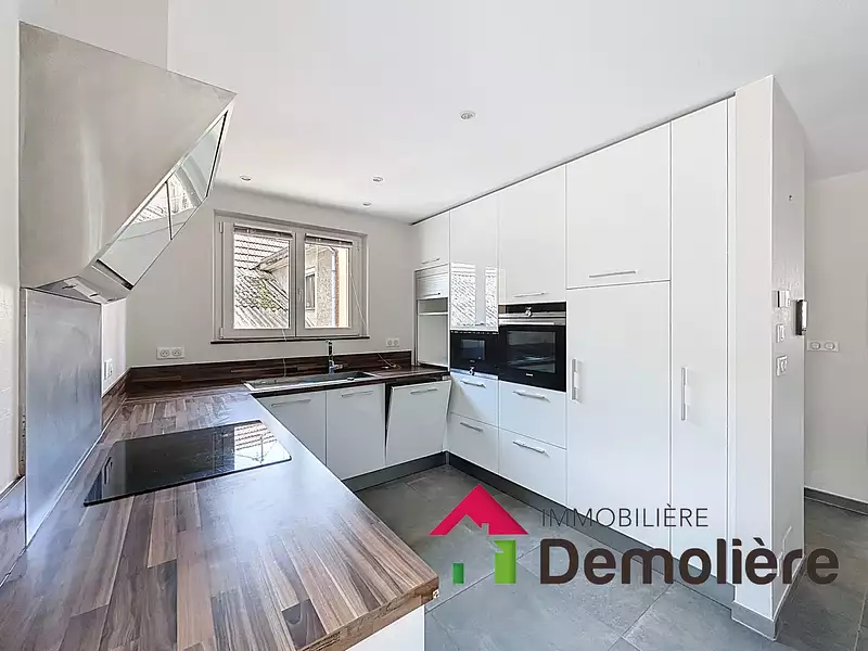 Maison, 265 m²
