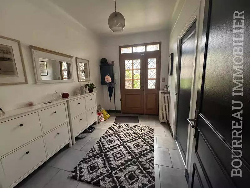 Maison, 251 m²