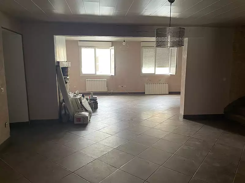Maison, 250 m²