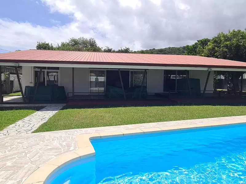 Maison, 180 m²
