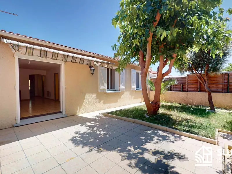 Maison, 77 m²