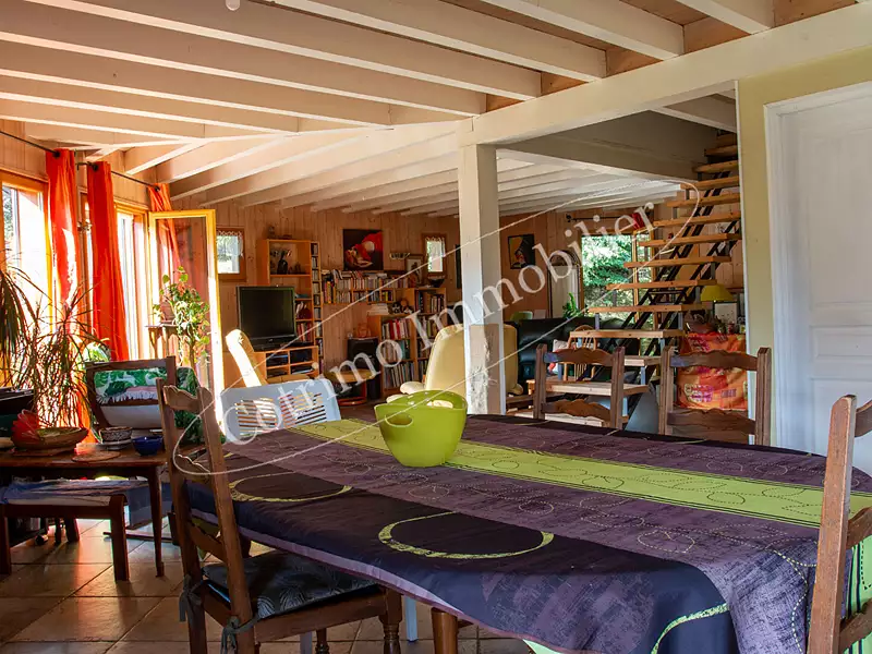 Maison, 168 m²