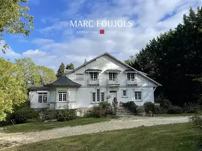Maison, 640 m²