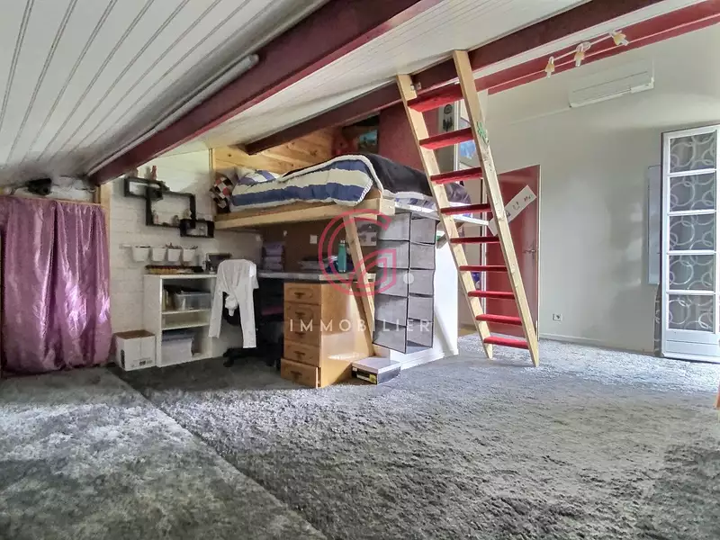 Maison, 180 m²