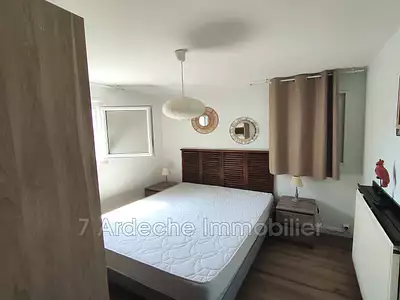 Maison, 195 m²