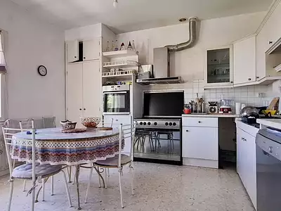 Maison, 270 m²
