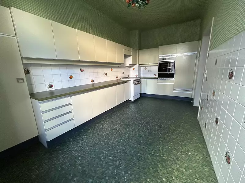 Immeuble, 359 m²