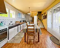 Maison, 220 m²