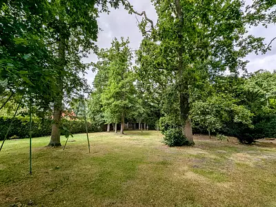 Terrain, 1 381 m²