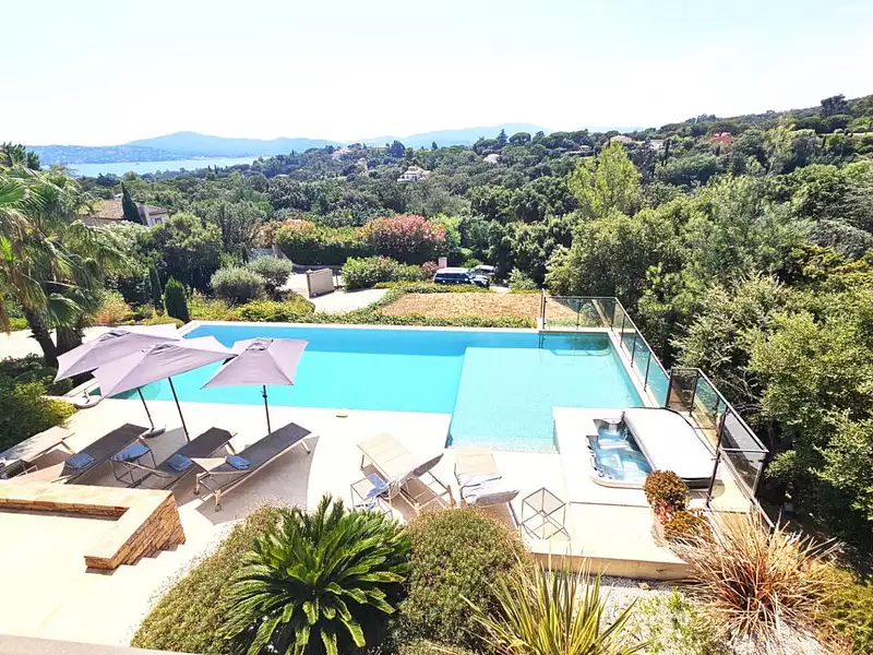 Maison, 608 m²