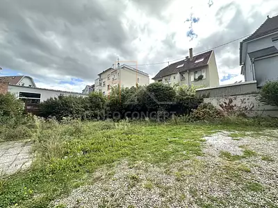 Terrain, 438 m²