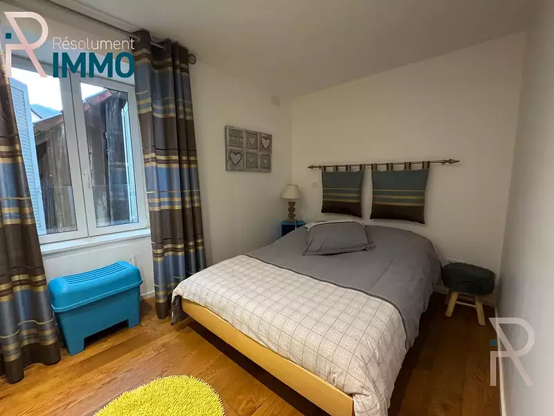 Immeuble, 244,16 m²