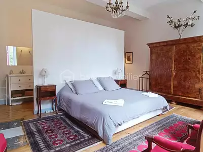 Maison, 210 m²