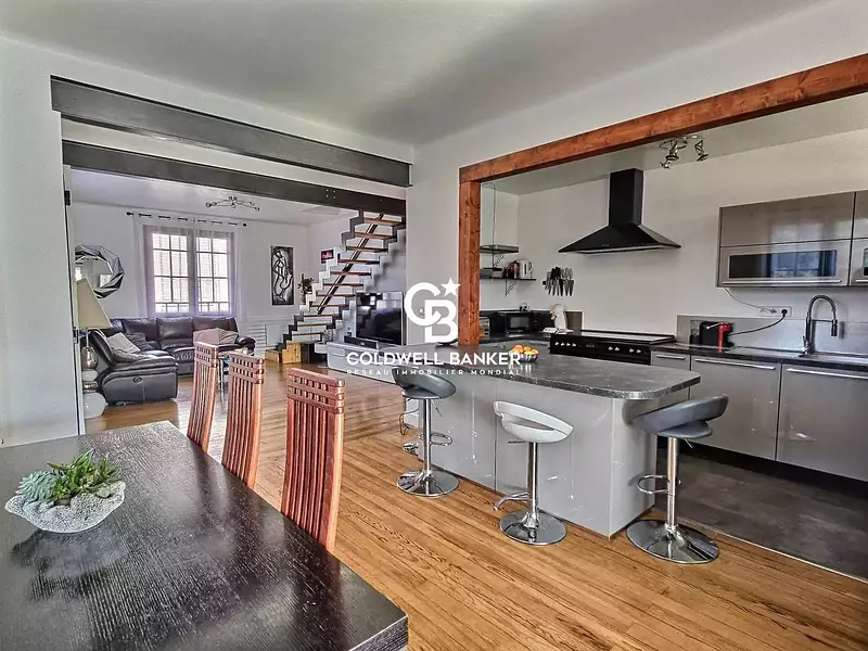 Maison, 175 m²