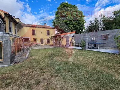 Maison, 325 m²