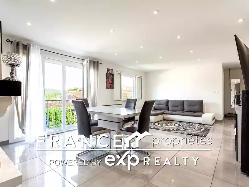 Maison, 84 m²
