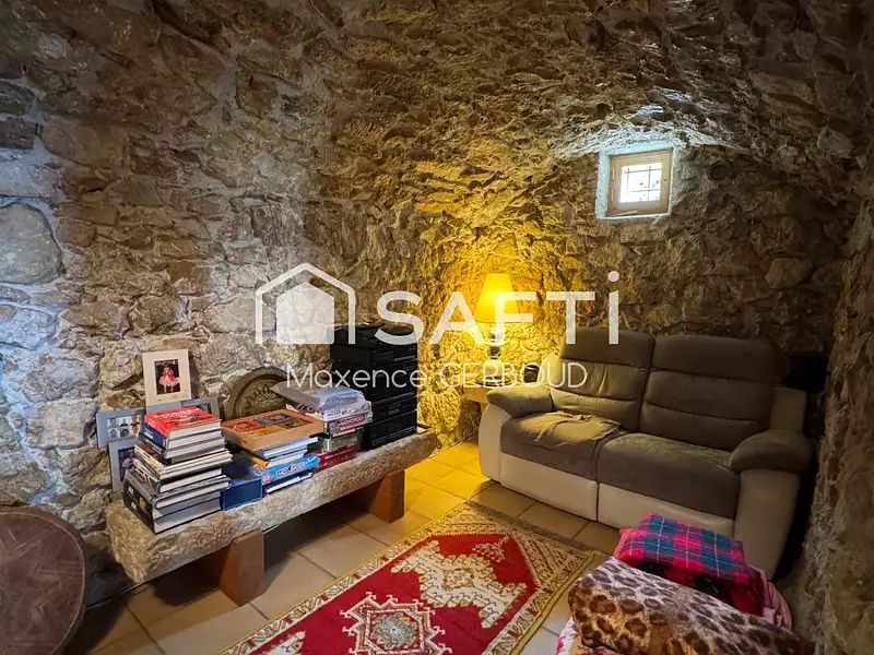 Maison, 184 m²