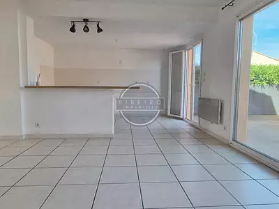 Maison, 77 m²
