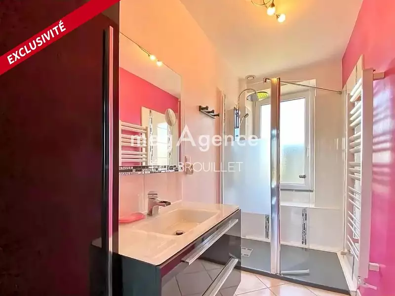 Maison, 205 m²