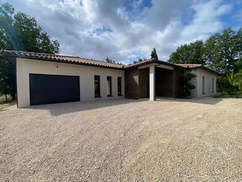 Maison, 155 m²