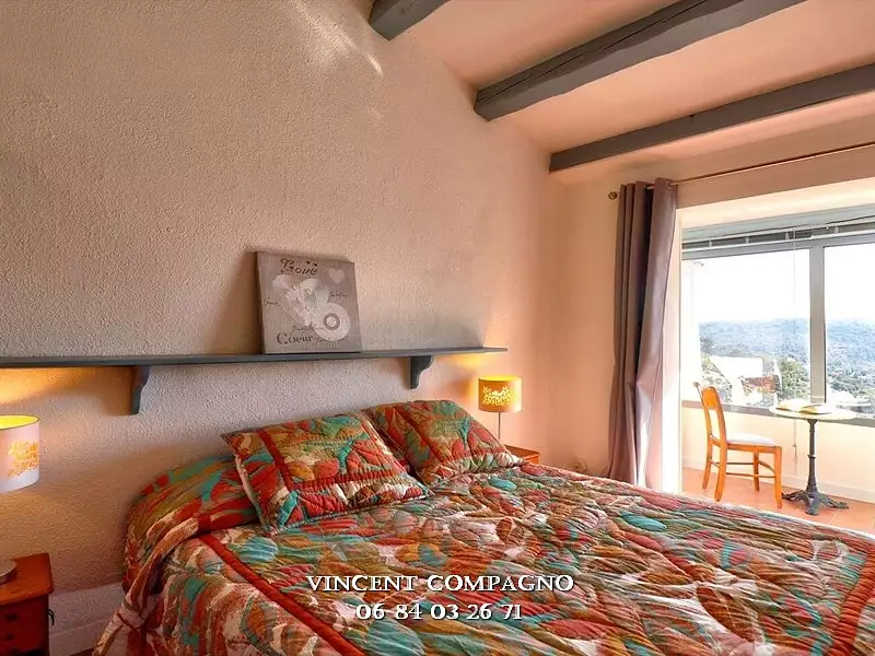 Maison, 230 m²