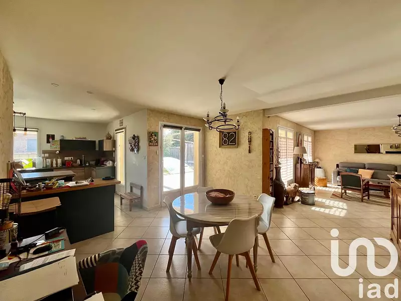Maison, 164 m²