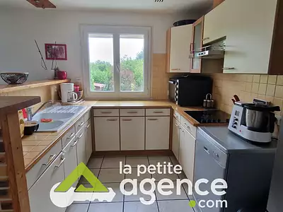 Maison, 166 m²