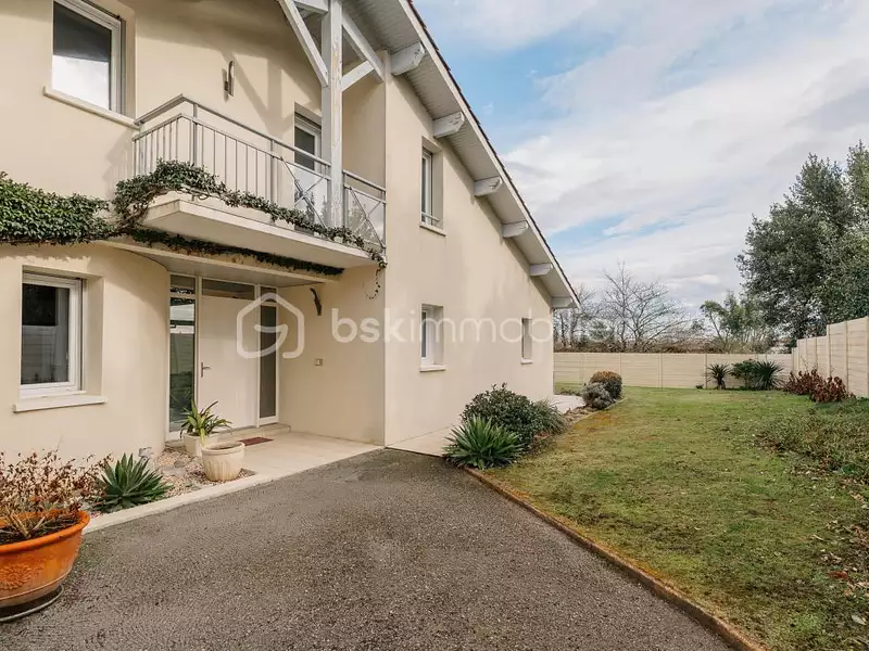 Maison, 164 m²