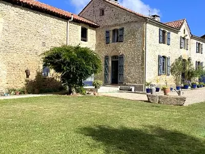 Maison, 260 m²