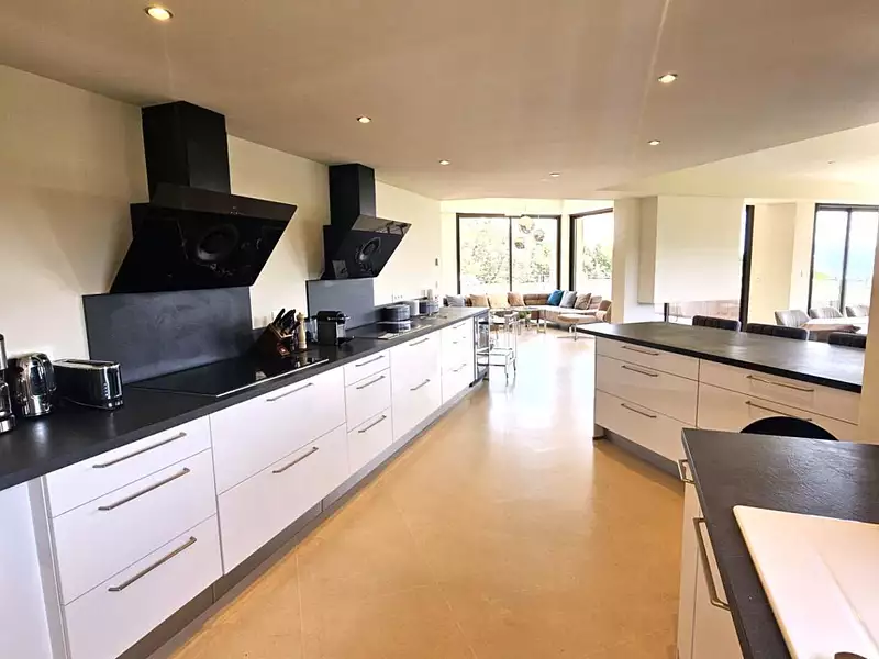 Maison, 608 m²
