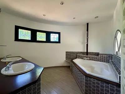 Maison, 175 m²