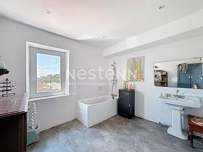 Maison, 280 m²