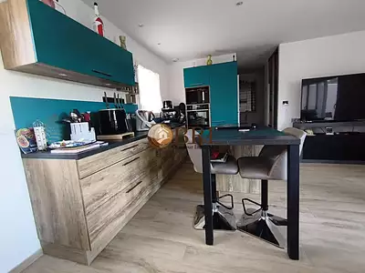 Maison, 94 m²