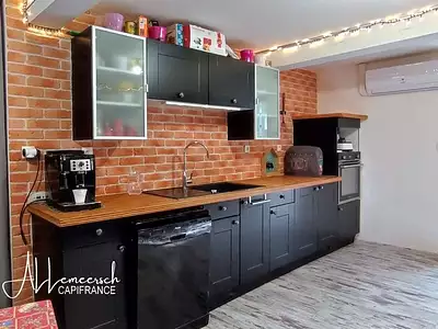 Maison, 225 m²