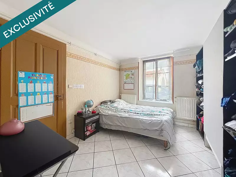 Maison, 250 m²
